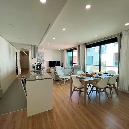 Design 5 By Homing Apartmán *