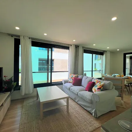 Design 5 By Homing Φάρο